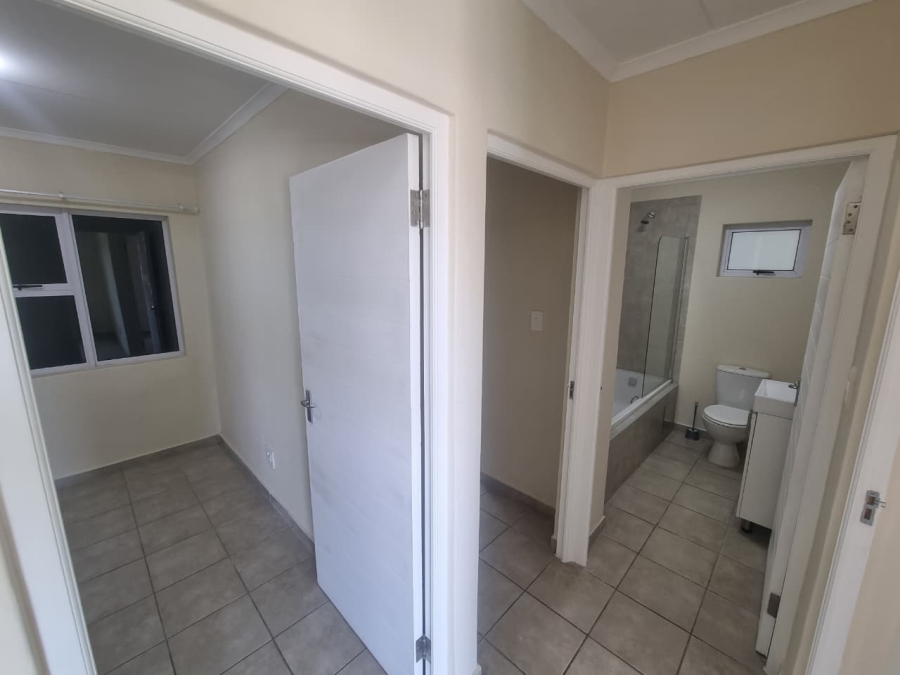To Let 3 Bedroom Property for Rent in Kuils River Western Cape